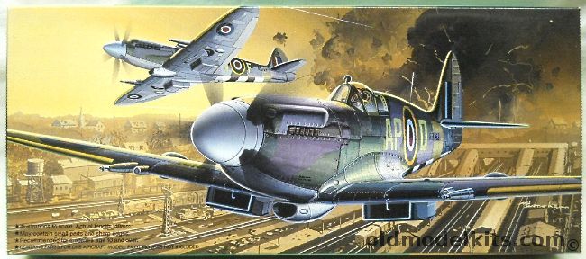 Fujimi 1/72 Supermarine Spitfire Mk.14E 'After D-Day', C-15 plastic model kit